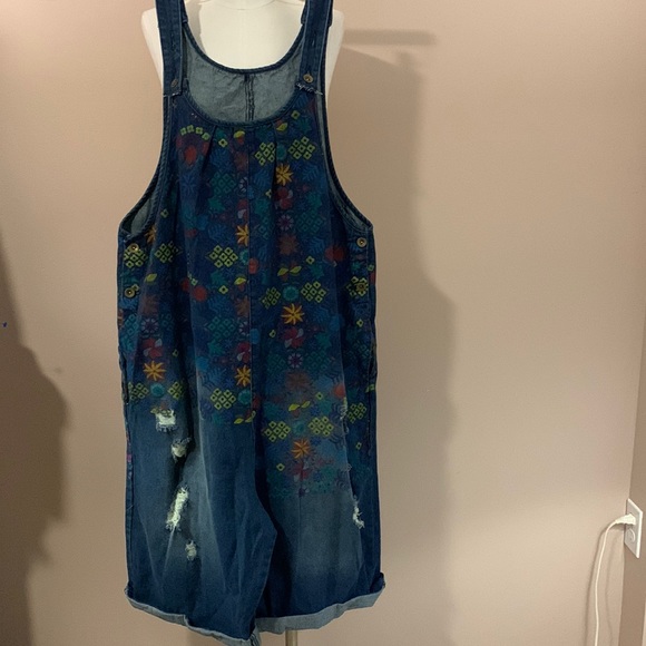 Flygo Women's Floral Printed Wide Leg Distressed Bib Denim Overalls Jumpsuits - Picture 4 of 16